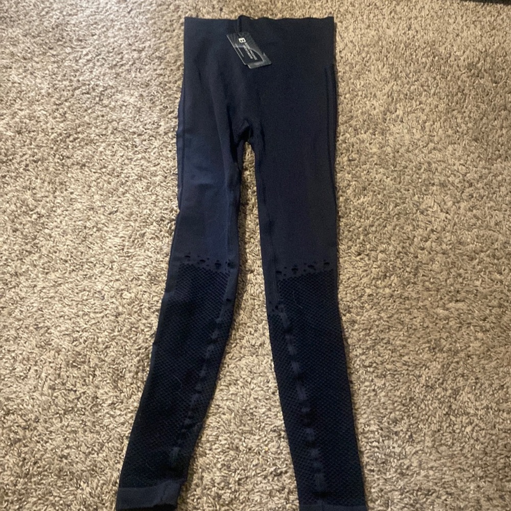 Black workout leggings